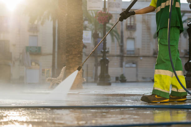 Best Concrete Pressure Washing  in Valencia, NM